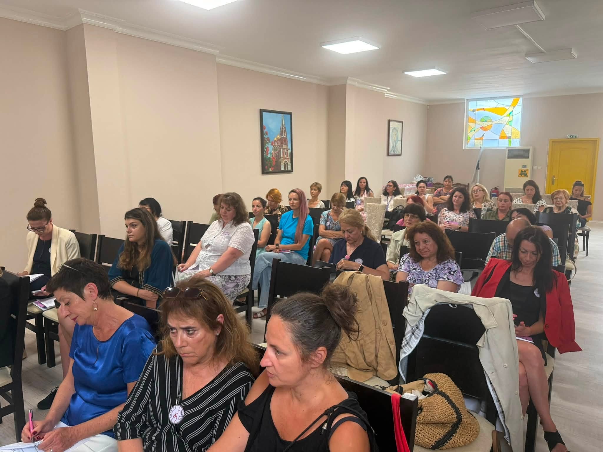 конференция "Гласът на жените"