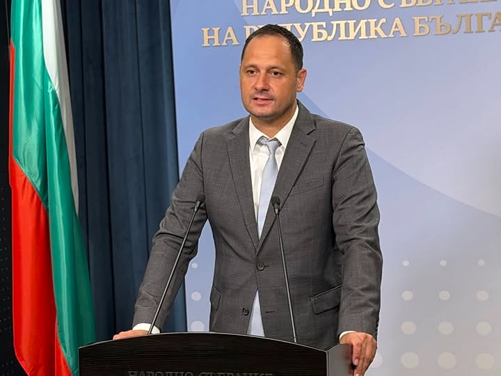 Петър Витанов, "Прогресивна България"